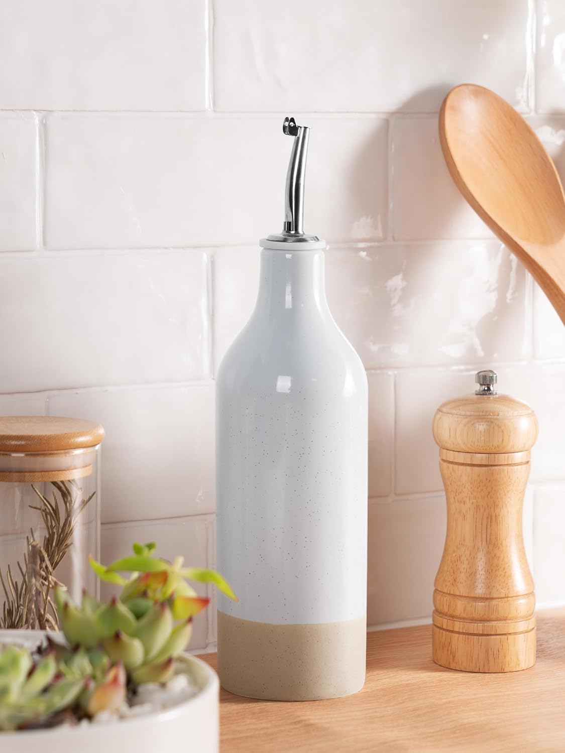 famiware Milkyway 16oz Ceramic Olive Oil Dispenser Bottle, 1 Piece Oil Dispenser for Kitchen with Stainless Steel Pourers, Suitable for Storage Vinegar, Soy Sauce, Coffee Syrup, Liquids, Light Gray