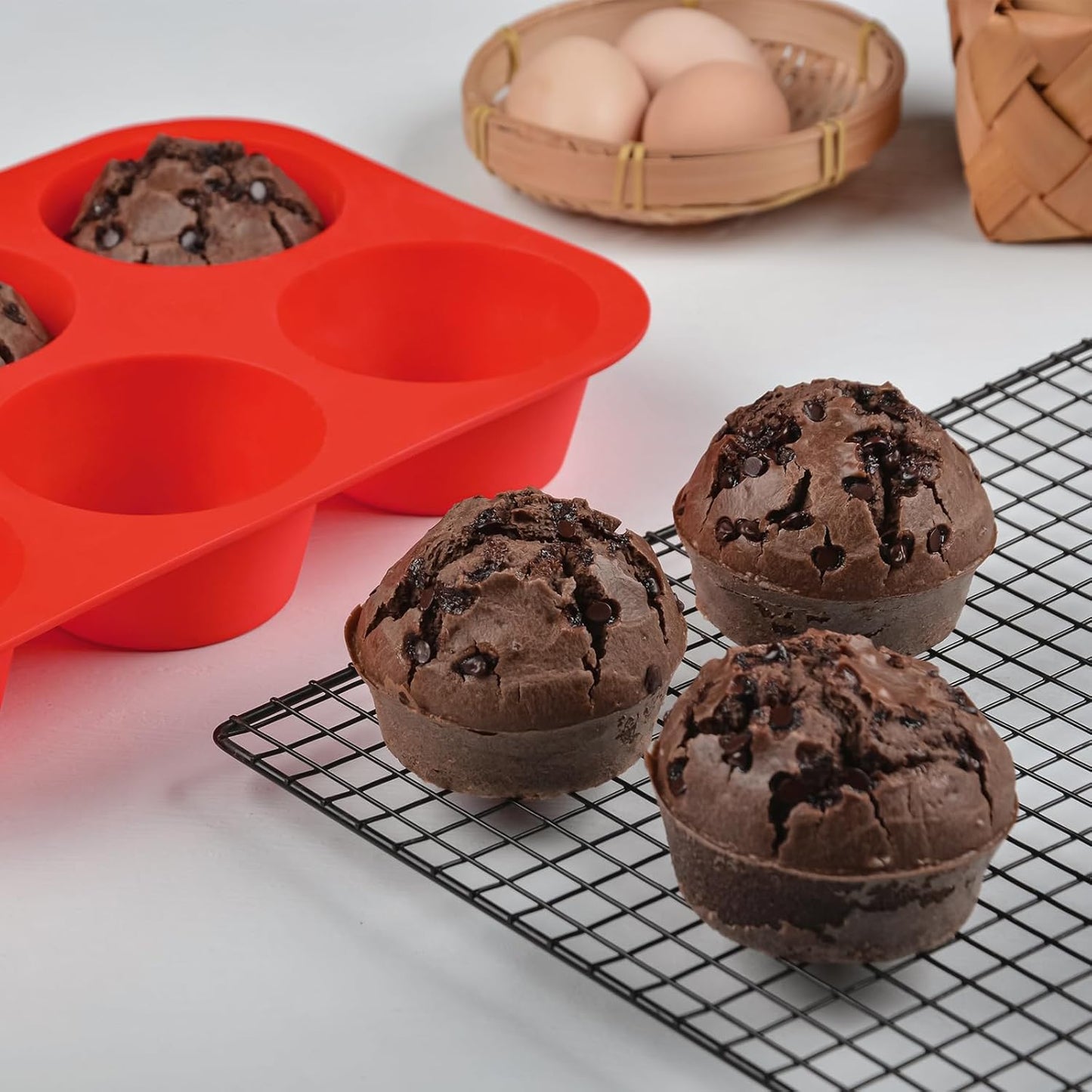 Jumbo Muffin Pan, 3.5 Inch Large Muffin Pan 6 Cup Silicone Jumbo Cupcake Tin for Baking Food Grade Silicone Non Stick