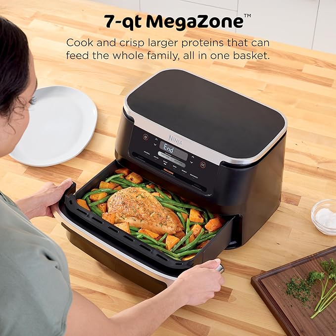 Ninja Foodi 6-in-1 FlexBasket Air Fryer with 7-QT MegaZone & Basket Divider for Large Proteins & Full Meals, Smart Finish Cook 2 Foods 2 Ways, Family Sized Capacity, Air Fry, Roast & More, Black DZ071