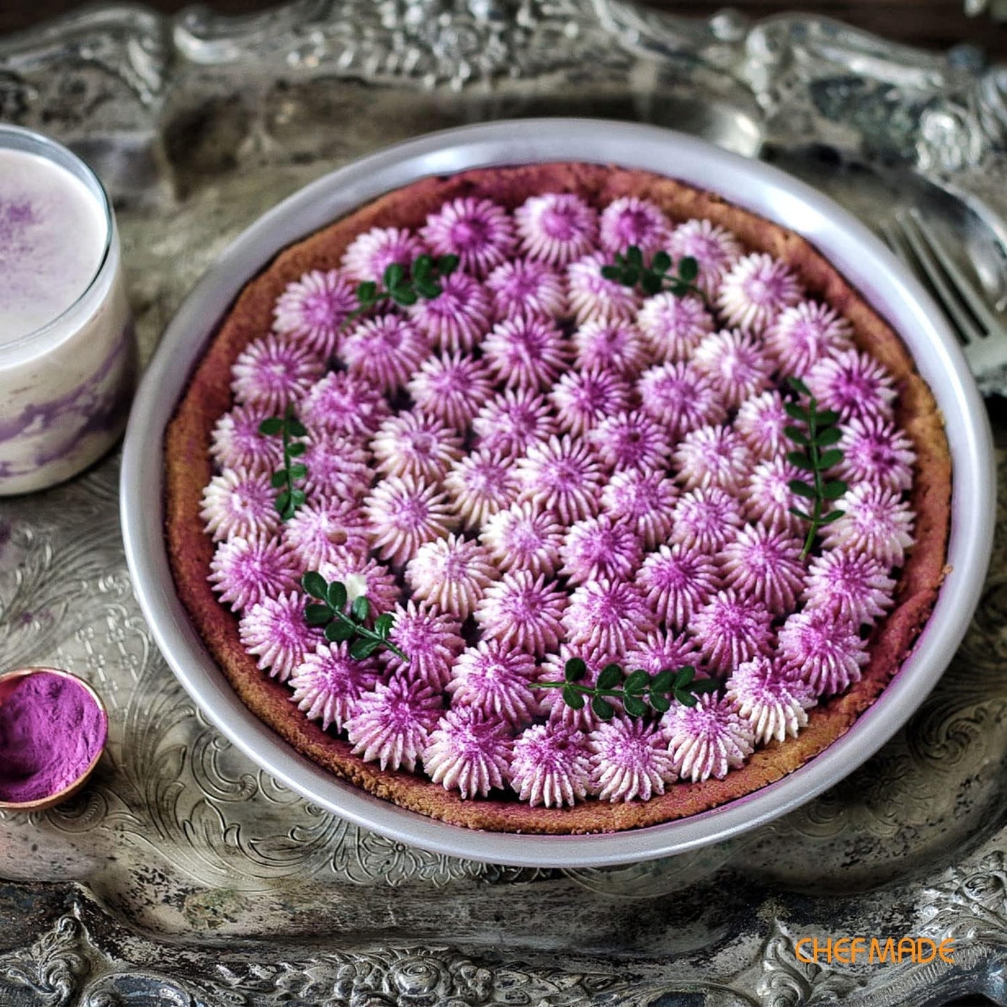 CHEFMADE 9-Inch Round Cake Pan, Non-Stick Pizza and Pie Bakeware for Oven Baking (Champagne Gold)