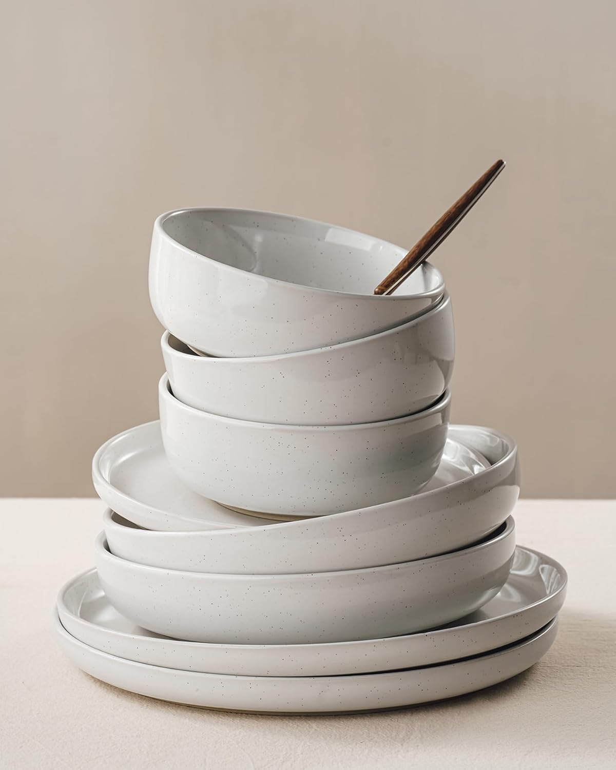 Famiware Milkyway Stoneware Dinnerware Sets with Pasta Bowls, Service for 4 (16 Pieces), Plates and Bowls Sets -Scratch Resistant, Microwave and Dishwasher Safe Dishes Set, White