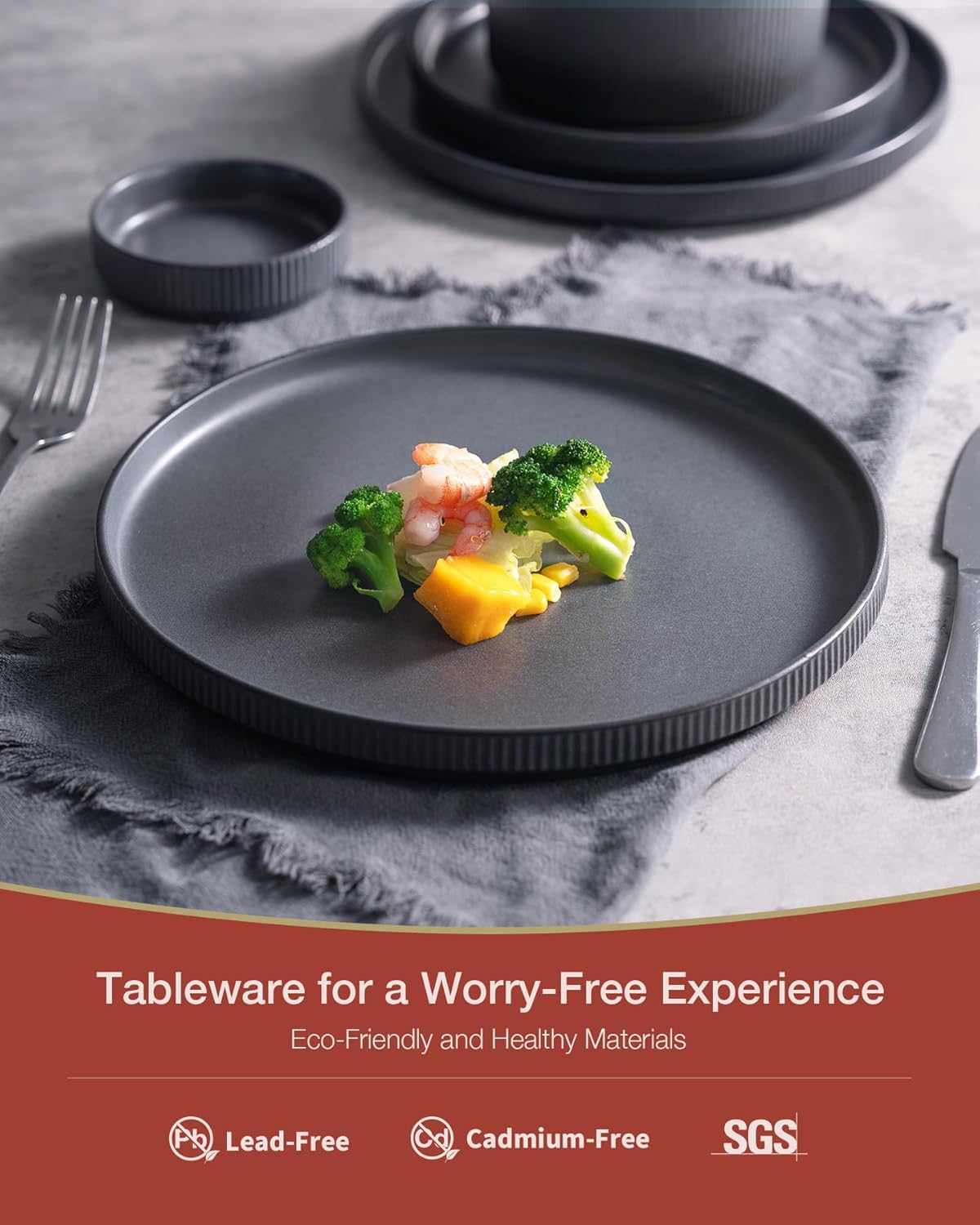 Famiware Star Dinnerware Set with Pasta Bowls, Service for 4 (16pcs), Ribbed Stoneware Plates and Bowls Dishes Sets - Chip & Scratch Resistant, Microwave & Dishwasher Safe, Matte Dark Charcoal