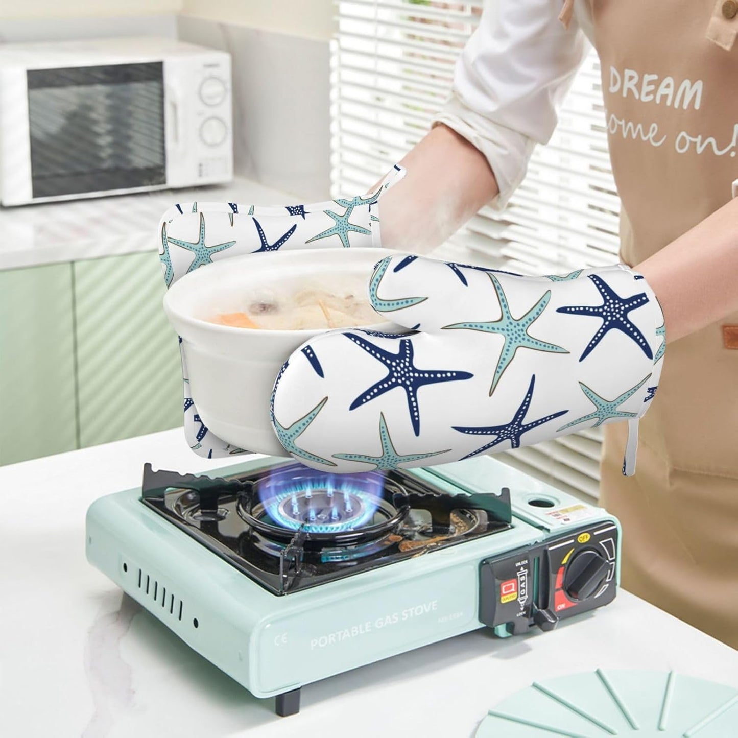 Sea Stars Oven Mitts and Pot Holders Set of 4 Silicone Navy Blue Turquoise Coastal Sea Stars Kitchen Mitten Gloves and Non-Slip Potholders Set Heat Resistant Oven Gloves Hot Holders for BBQ