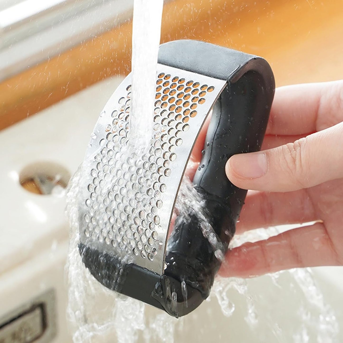 Garlic Press Rocker Stainless Steel New Innovative Garlic Mincer Crusher Chopper Smash Garli