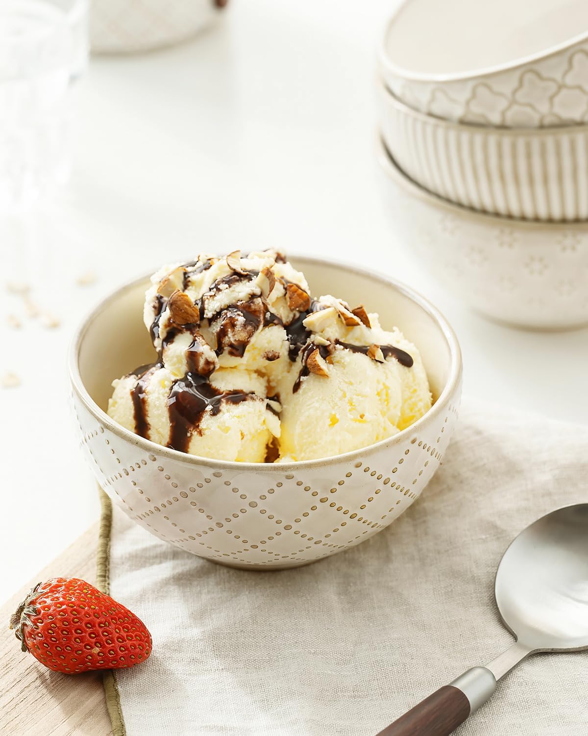 getstar Ceramic Bowl, Small Dessert Bowls Set of 4 with Assorted Embossment (4.5 inch & 10 oz), Farmhouse Vintage Color Bowls for Kitchen