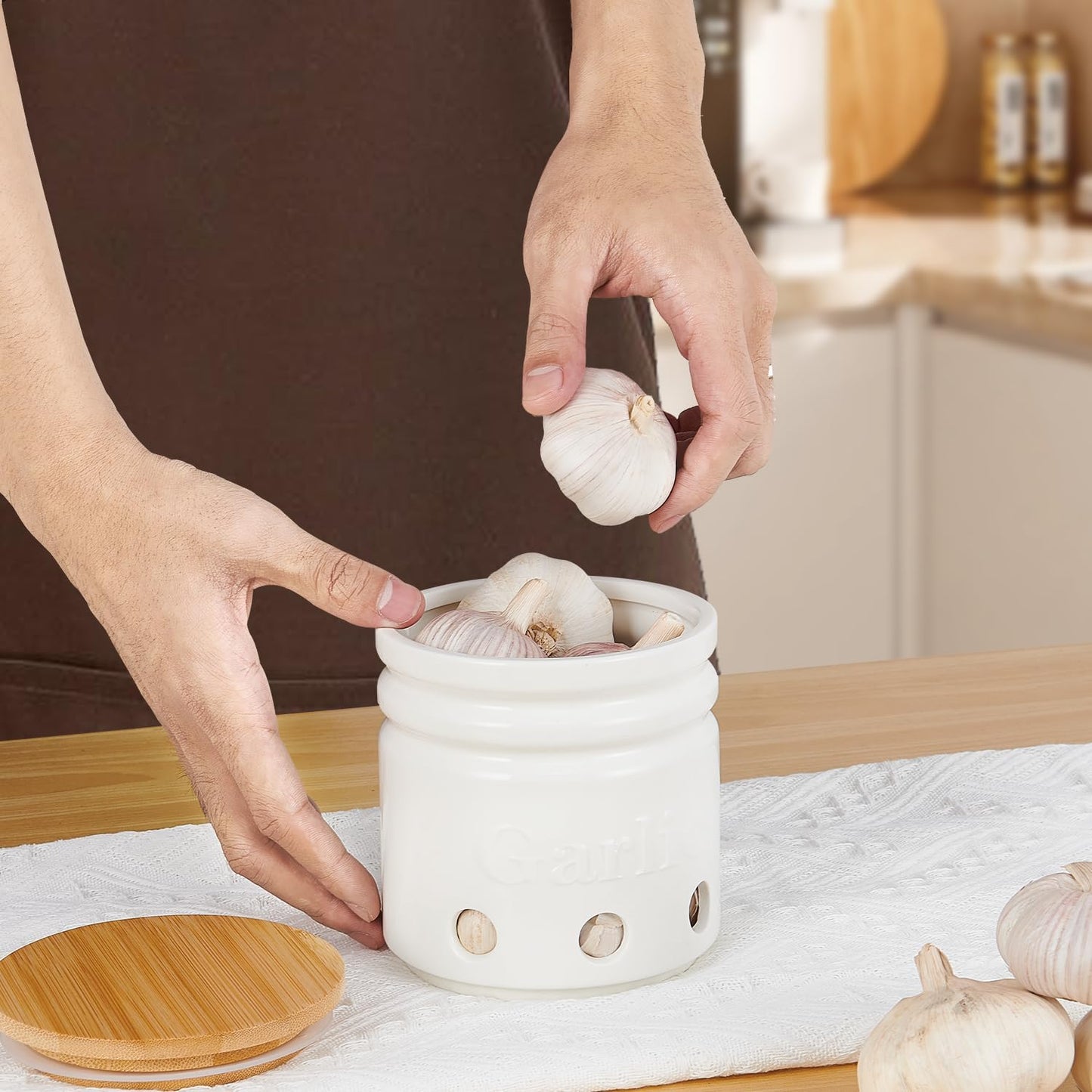 Garlic Keeper for Counter - Garlic Holder with Bamboo Lid,Garlic Container to Keep Your Garlic Cloves Fresh Longer,Large Ceramic Garlic Storage for Kitchen