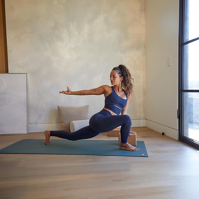 Manduka PROlite Yoga Mat 71" - 4.7mm | Lifetime Durability | Hygienic Construction | Teacher Approved | 71 x 24 inches