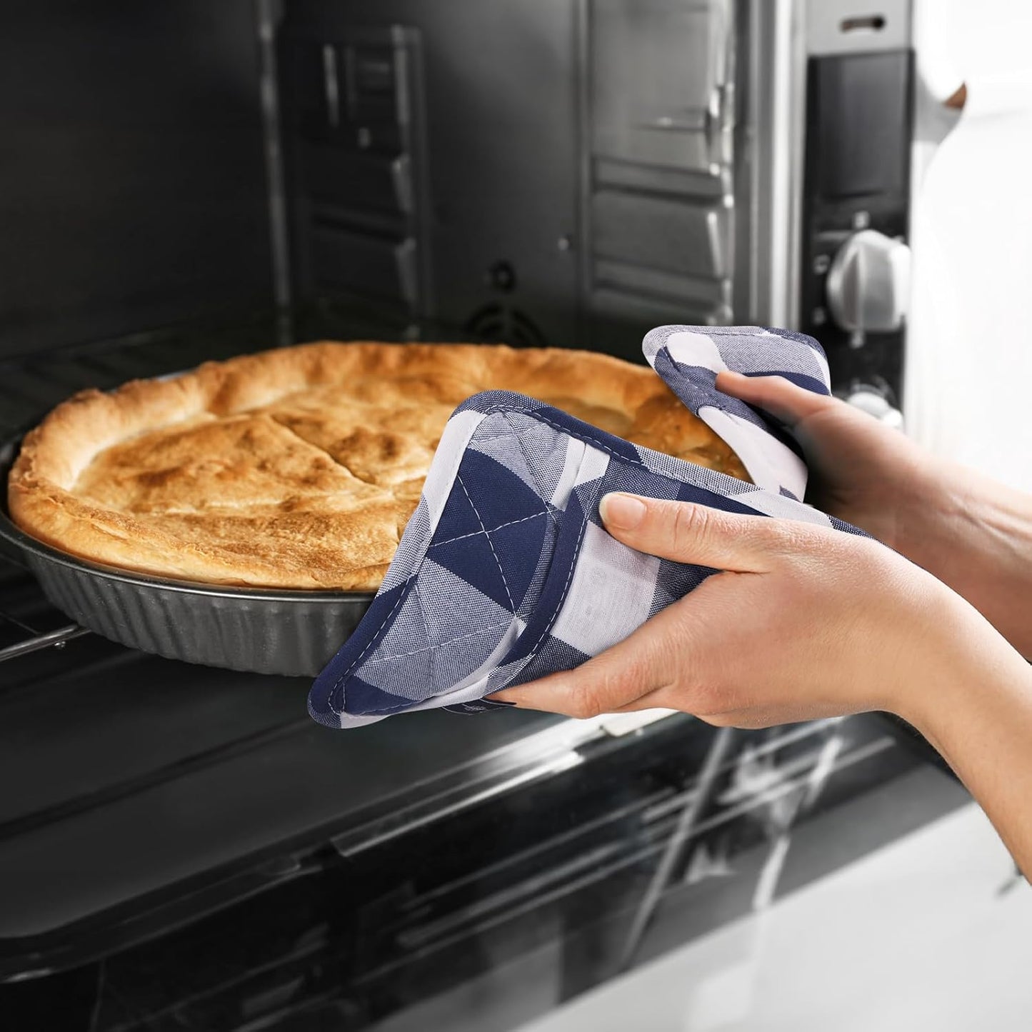 Cotton Pot Holders for Kitchen Heat Resistant Potholder, Hot Pads, Trivet Coaster Non-Slip Potholders Set for Cooking and Baking (2, Blue Plaid, Rectangle, 10 x 7 in)