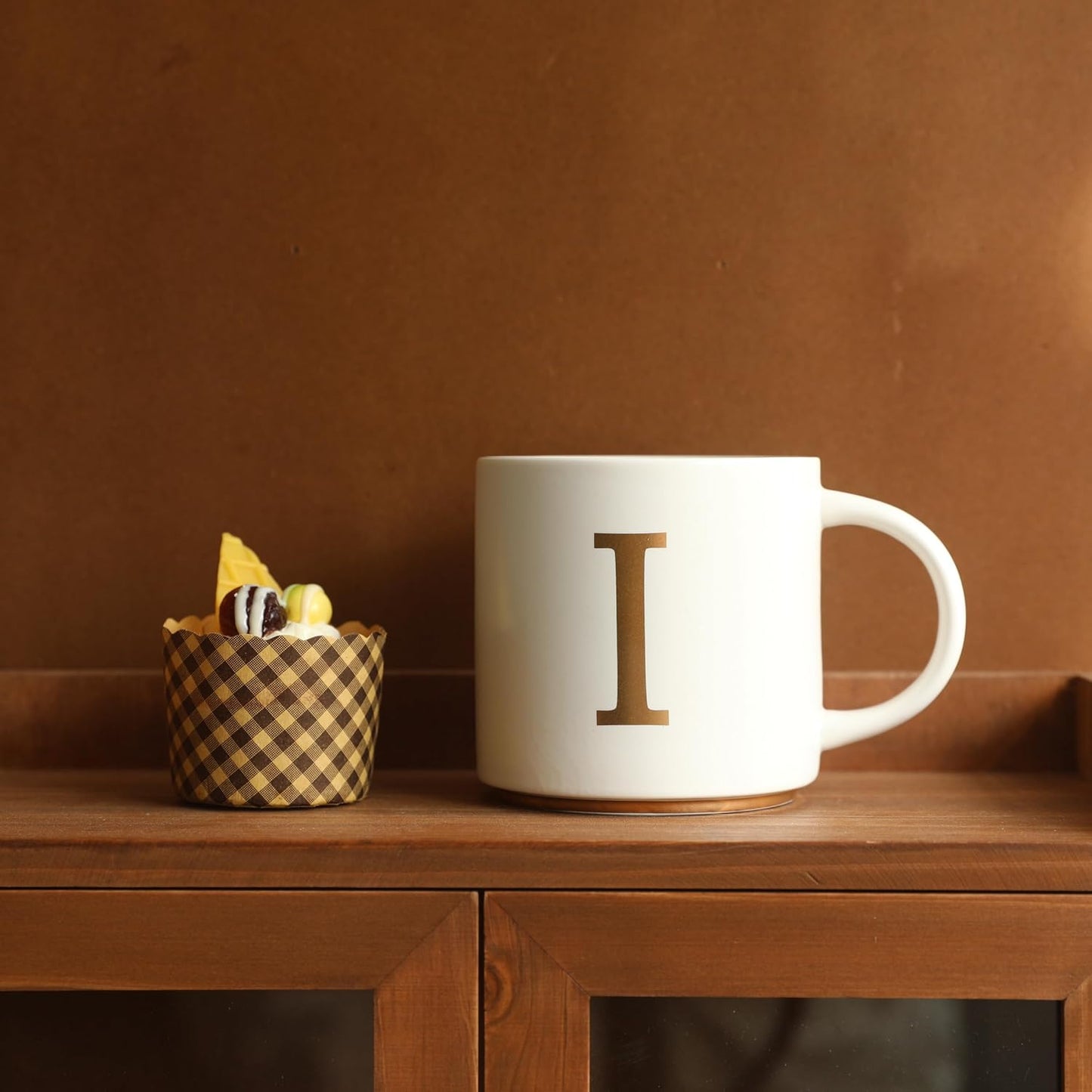 COLLECTIVE HOME - Monogram Ceramic Mugs, 15 oz Golden Initial Coffee Cups, Elegant Alphabet Tea Mugs, Elegant Personalized Mug with Gift Box, Unique Mug with Double Side Capital Letter (I)