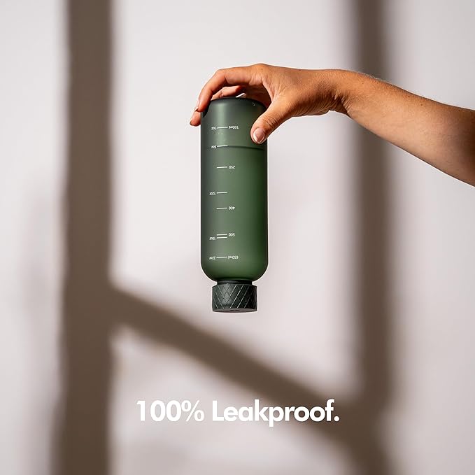 KIVY Lightweight Tritan Water Bottle 22oz [Leakproof & Shatterproof] Slim 22 oz Water Bottle screw top - Reusable water bottle no straw - Cute water bottle slim - Aesthetic water bottles