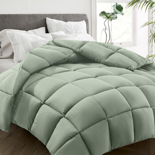 HYLEORY All Season California King Size Bed Comforter - Cooling Down Alternative Quilted Duvet Insert with Corner Tabs - Winter Warm - Machine Washable - Sage Green